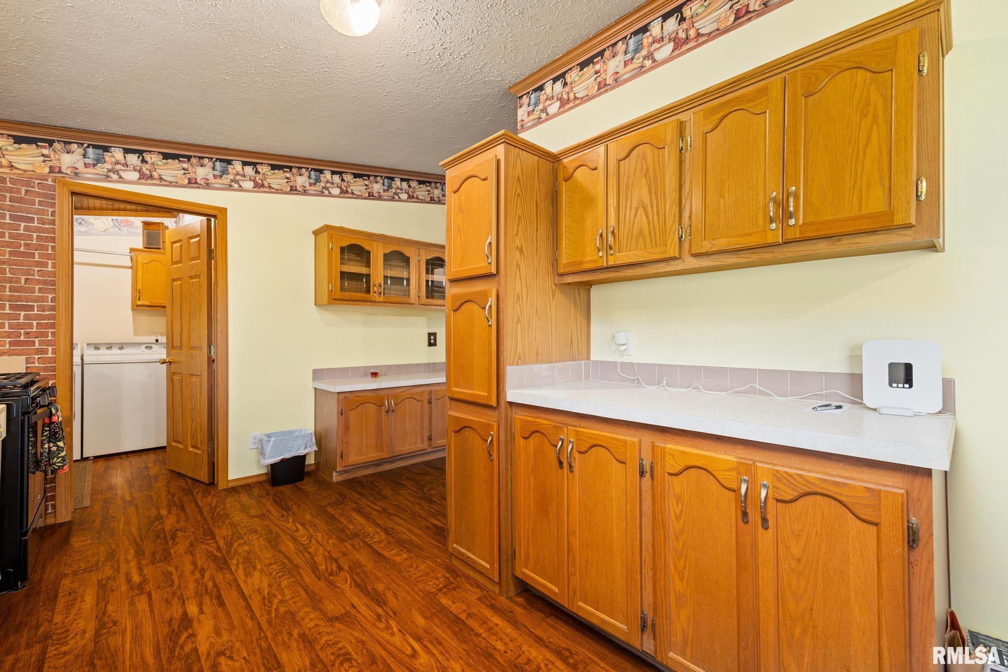 12806 North Whittaker Road Brimfield, IL 61517 - Photo 13 of 51 Gallery Image 13
