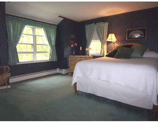 107 Green Hill Road Longmeadow, MA 01106 - Photo 21 of 30 Gallery Image 21