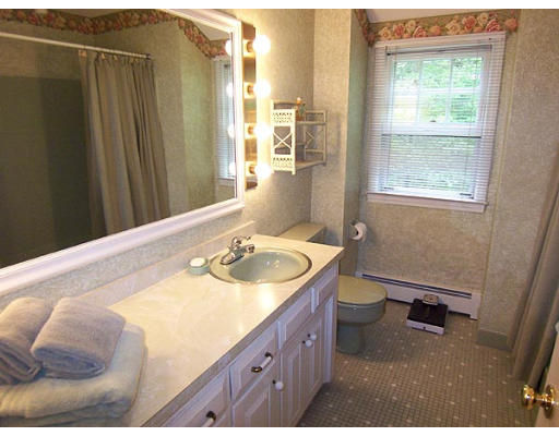 107 Green Hill Road Longmeadow, MA 01106 - Photo 23 of 30 Gallery Image 23