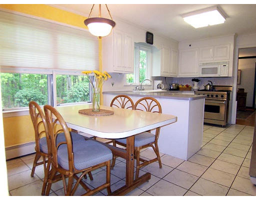 107 Green Hill Road Longmeadow, MA 01106 - Photo 10 of 30 Gallery Image 10