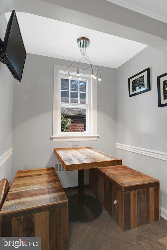 172 Irving Road York, PA 17403 - Photo 11 of 27 Gallery Image 11