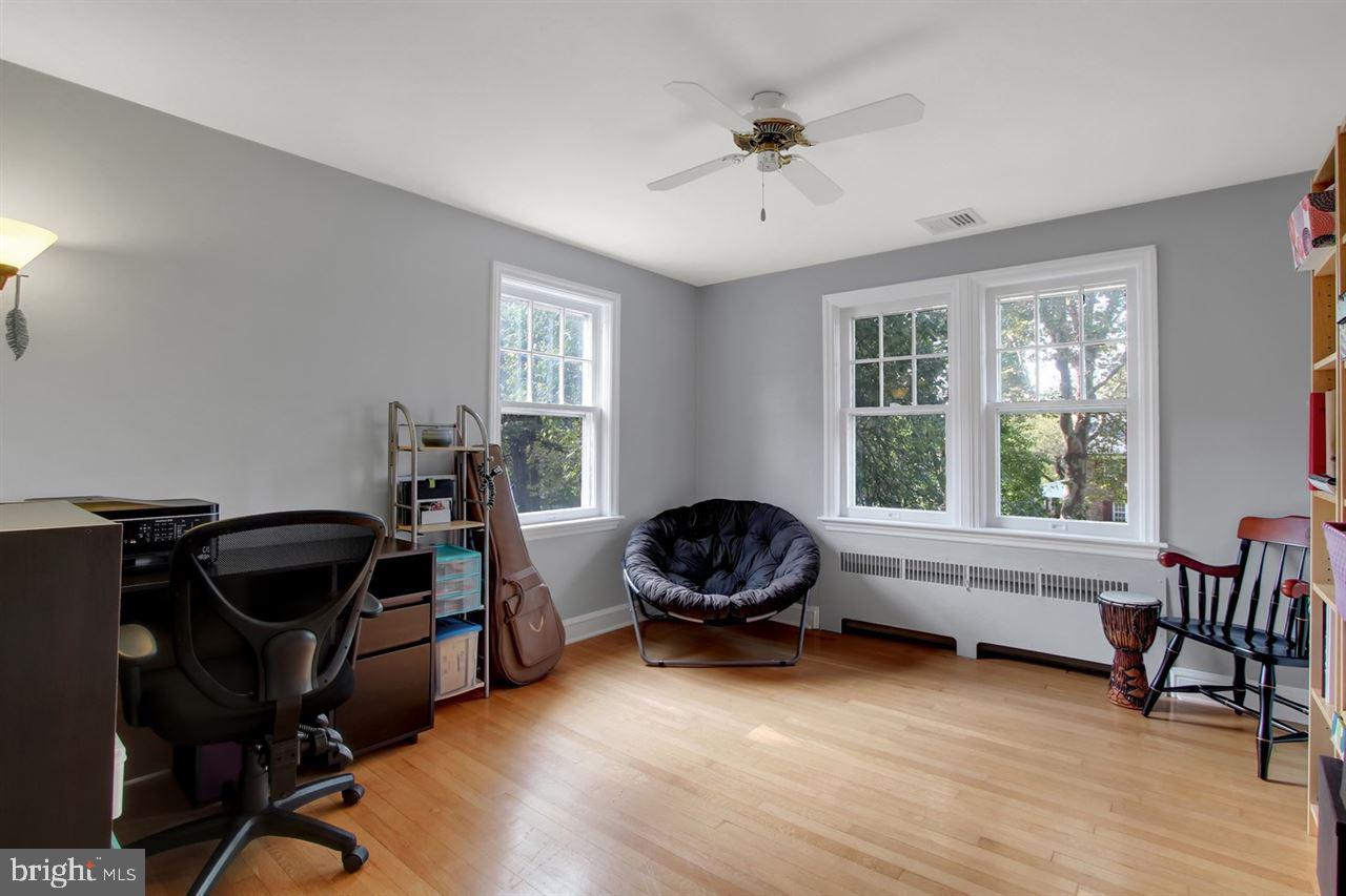 172 Irving Road York, PA 17403 - Photo 13 of 27 Gallery Image 13