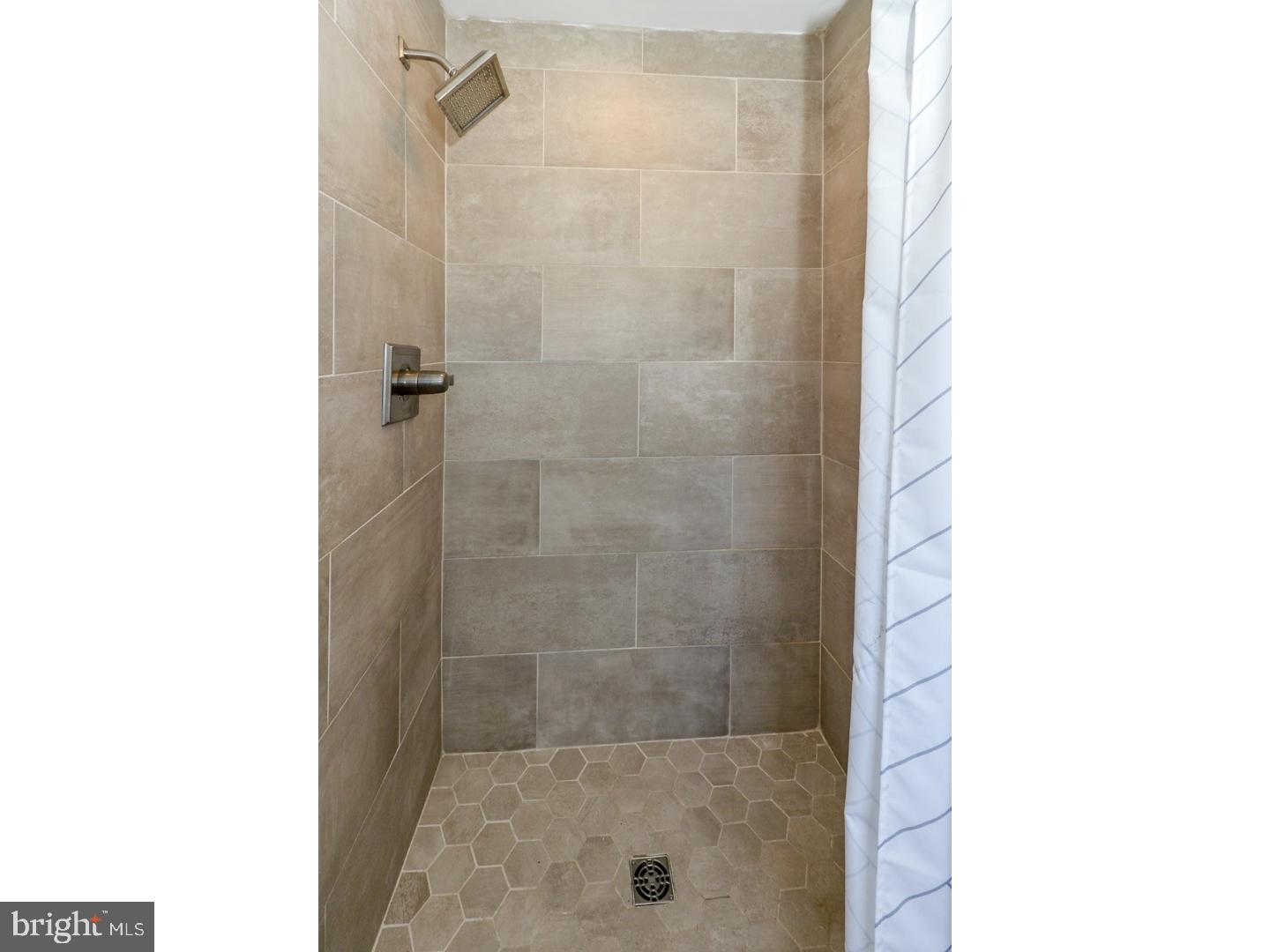 919 Hilltop Road Warminster, PA 18974 - Photo 12 of 25 Master Bathroom