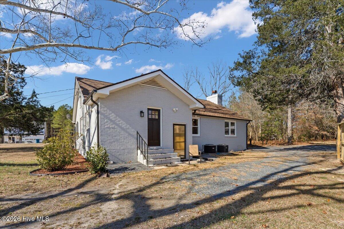 146 Union Church Road Carthage, NC 28327 - Photo 3 of 22 Back of home