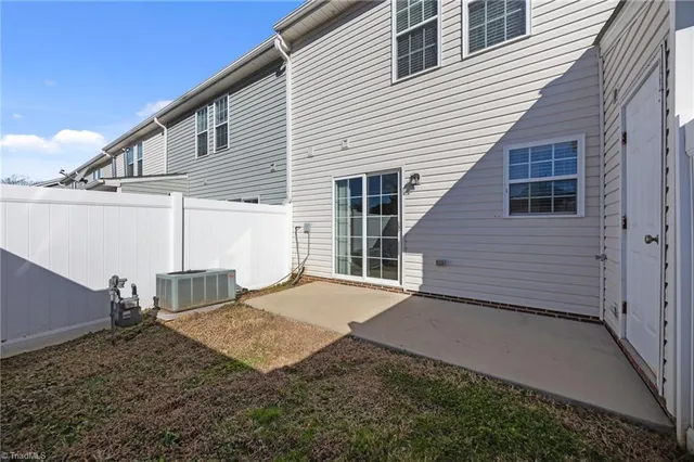 $224,900 | 4028 Tarrant Trace Circle, High Point, NC 27265