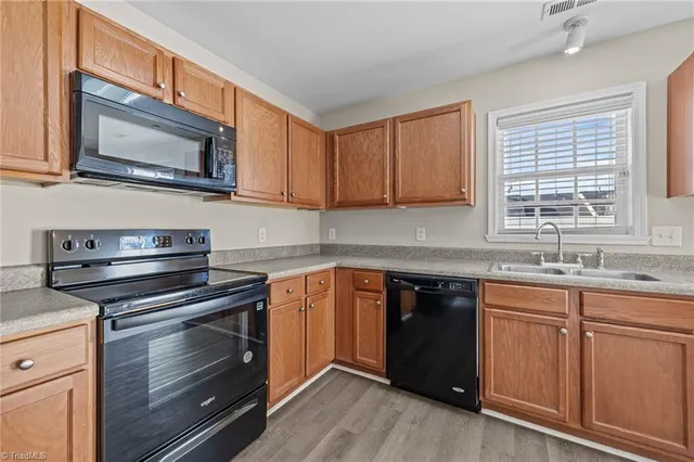 $224,900 | 4028 Tarrant Trace Circle, High Point, NC 27265