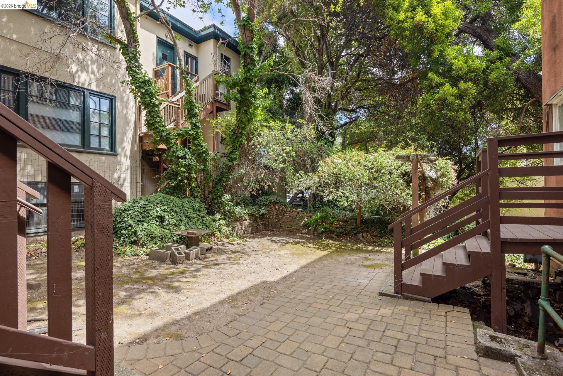2510 Le Conte Avenue Berkeley, CA 94709 - Photo 27 of 39