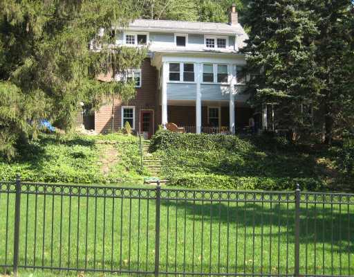 103 Rutledge Drive Pittsburgh, PA 15215 - Photo 13 of 18 Exterior Back.