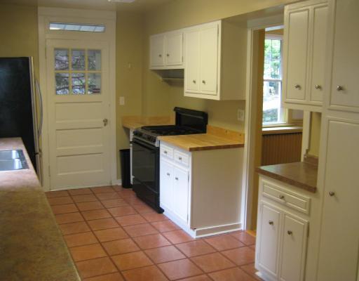 Kitchen. 