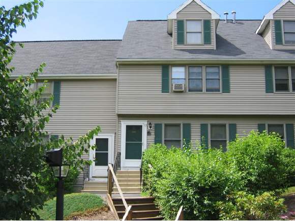 30 Charter Street, Unit 12 Exeter, NH 03833 - Photo 1 of 1 Gallery Image 1