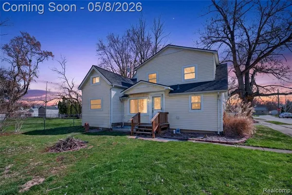 $195,000 | 29157 South Wesley Street, Flat Rock, MI 48134