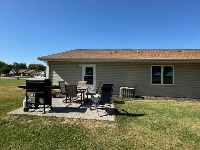 $189,900 | 323 Sunrise Lane North, Atwater, MN 56209