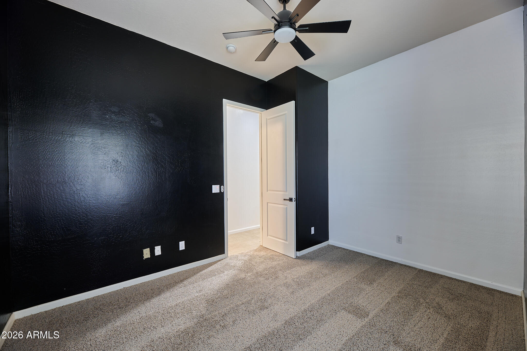 8623 South 22nd Street Phoenix, AZ 85042 - Photo 18 of 47 Interior Photo