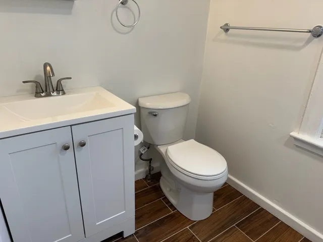 $3,300 | 208 Green Street, Unit 1, Weymouth, MA 02191