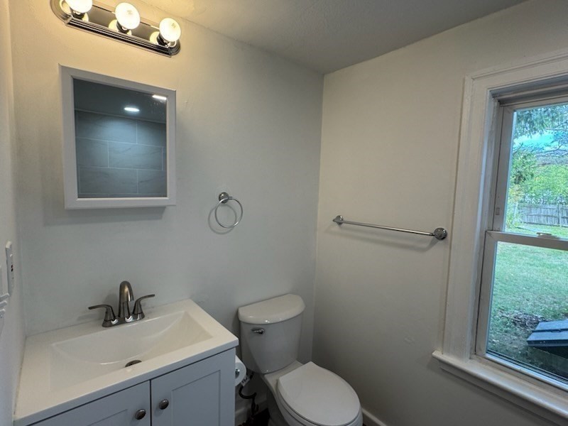 208 Green Street, Unit 1 Weymouth, MA 02191 - Photo 17 of 33