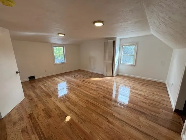 $3,300 | 208 Green Street, Unit 1, Weymouth, MA 02191