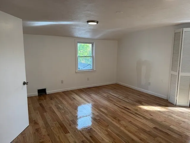 $3,300 | 208 Green Street, Unit 1, Weymouth, MA 02191