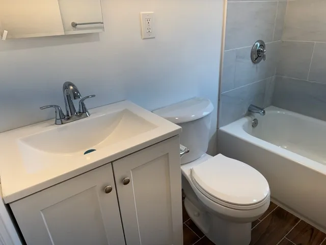 $3,300 | 208 Green Street, Unit 1, Weymouth, MA 02191