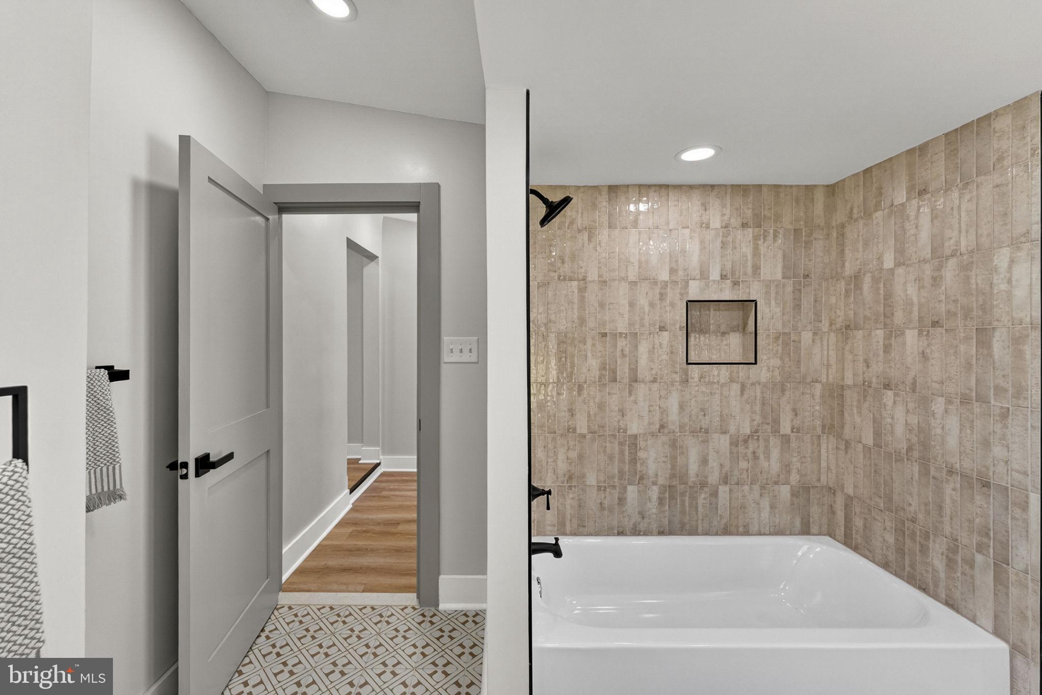 33960 Welbourne Road Upperville, VA 20184 - Photo 29 of 43 Modern bathroom with elegant tiles.