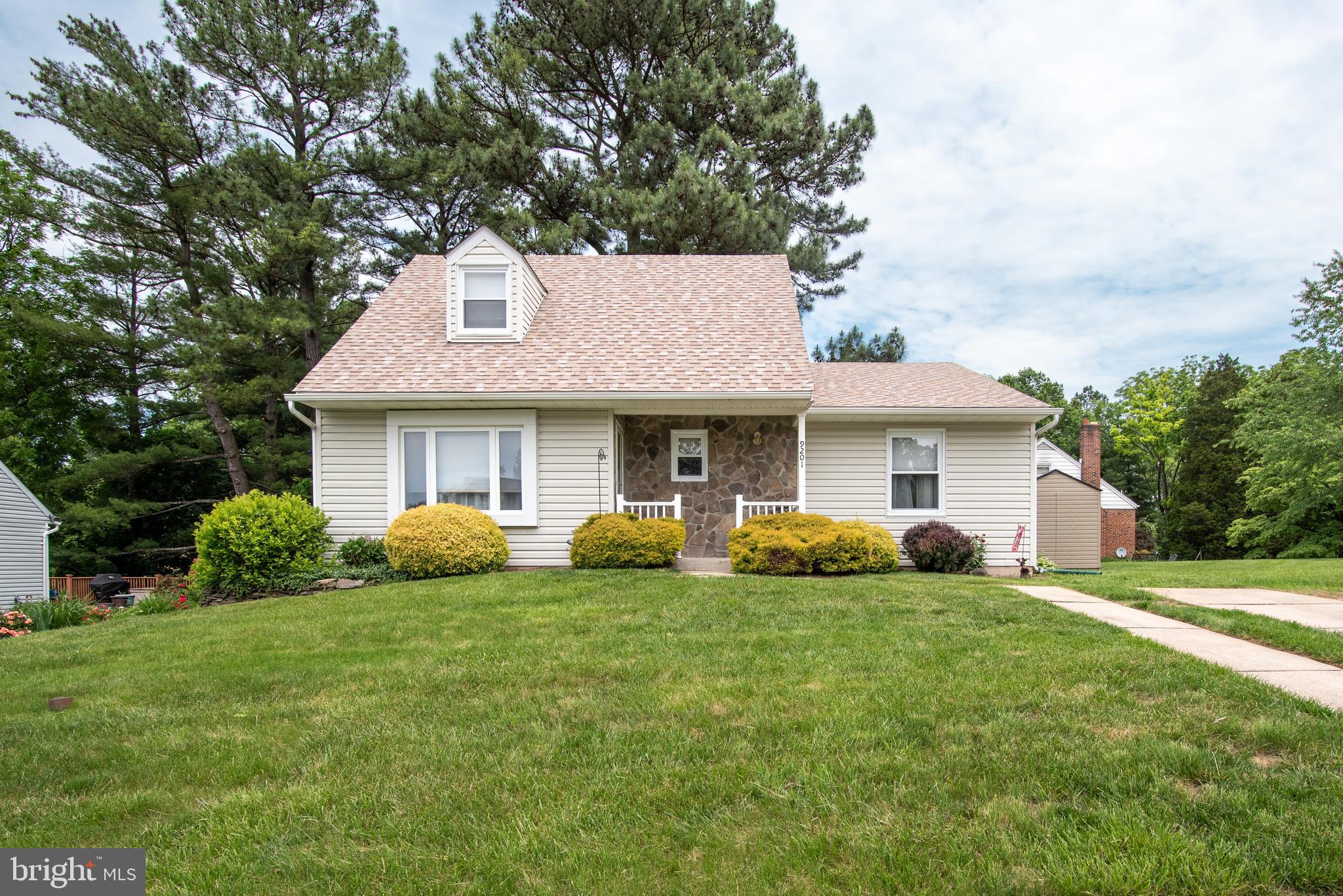 9201 Perglen Road Nottingham, MD 21236 - Photo 4 of 35