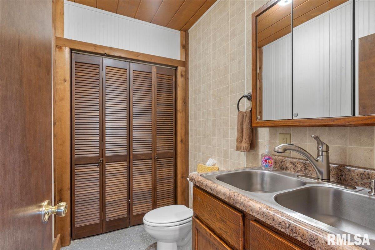 14201 3100N Road Virden, IL 62690 - Photo 34 of 55