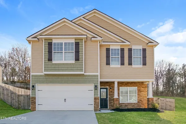$2,505 | 5421 Calvert Lane, Knoxville, TN 37918