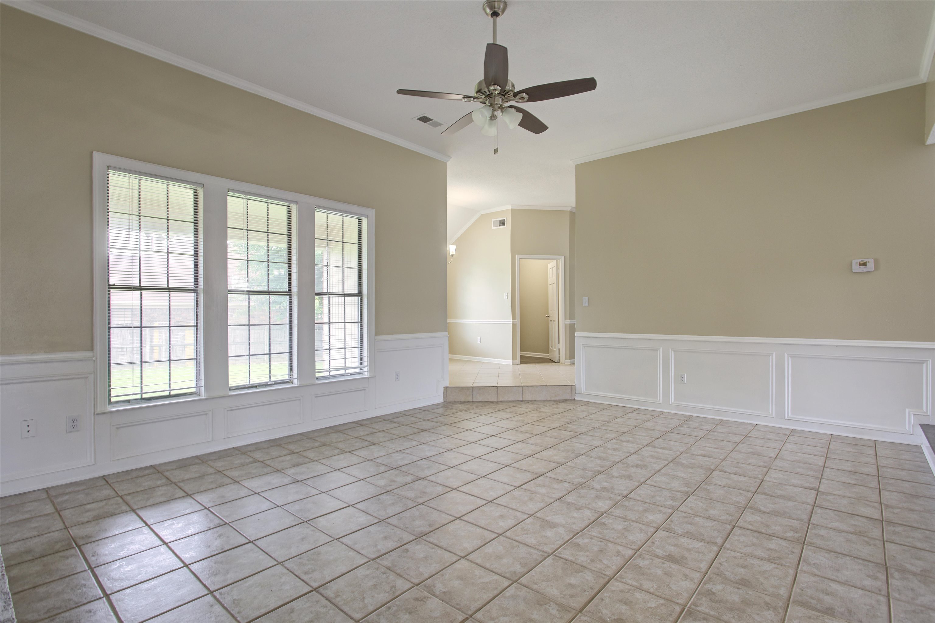 5259 Ross Road Memphis, TN 38141 - Photo 13 of 17 a view of an empty room and window