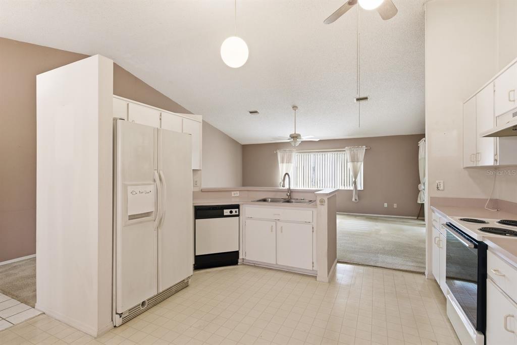 9207 Spring Hill Drive Spring Hill, FL 34608 - Photo 9 of 29