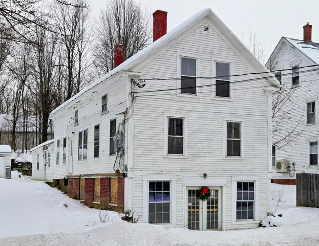 $164,000 | 12 Depot Street, Kingfield, ME 04947