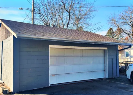 $259,900 | 136 South Butrick Street, Waukegan, IL 60085