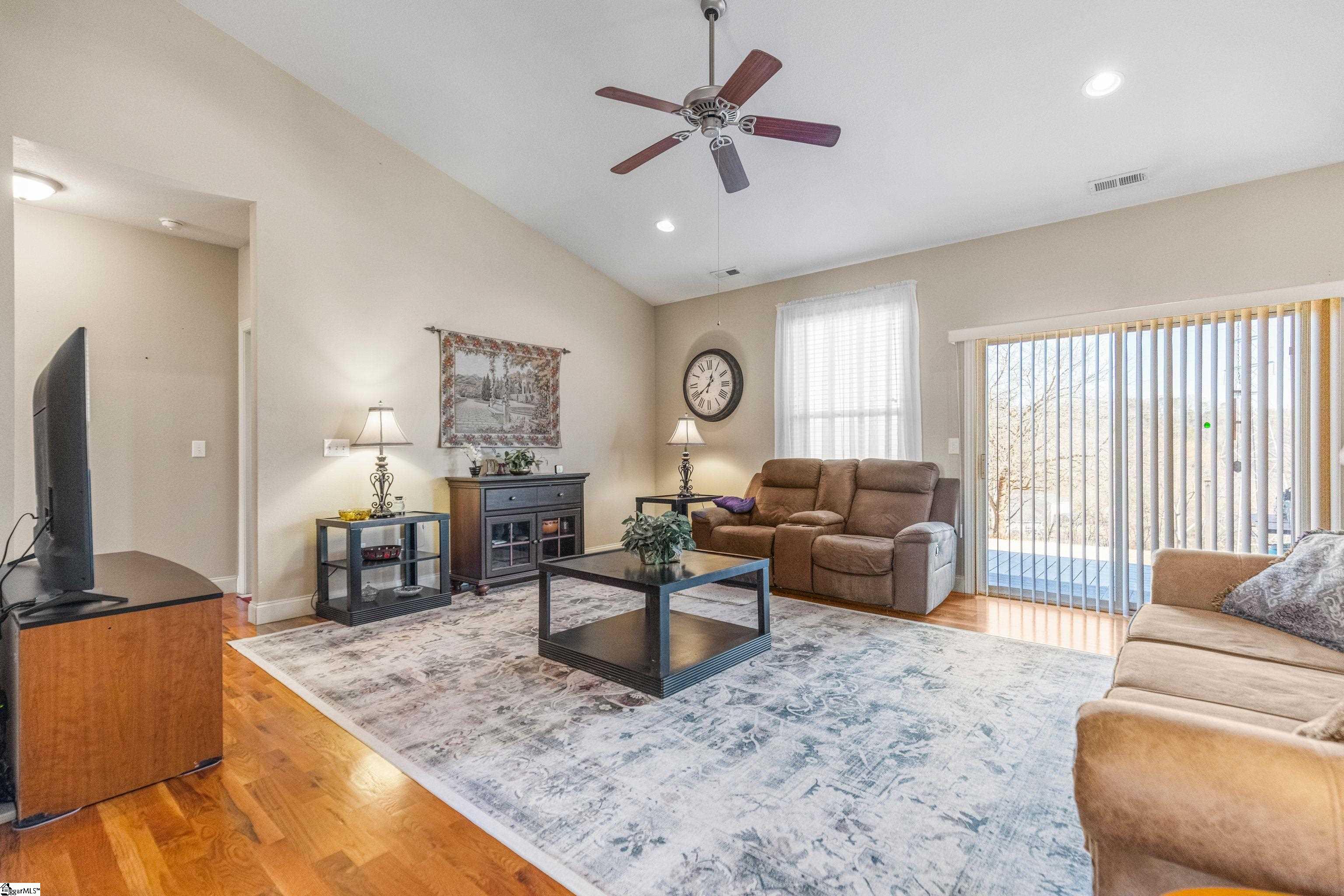 387 Bright Farm Road Duncan, SC 29334 - Photo 11 of 49