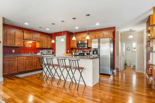 $395,400 | 387 Bright Farm Road, Duncan, SC 29334