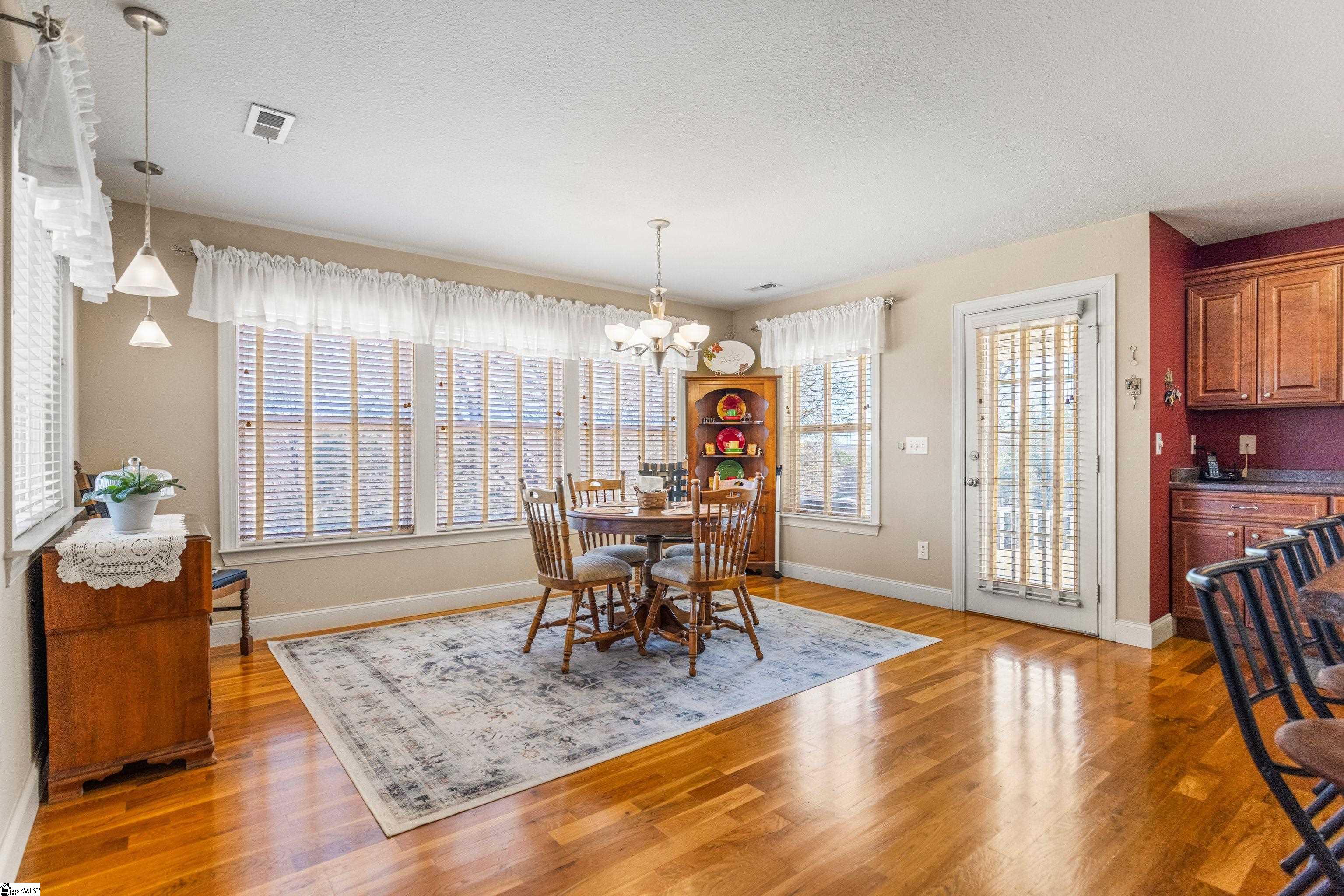 387 Bright Farm Road Duncan, SC 29334 - Photo 16 of 49