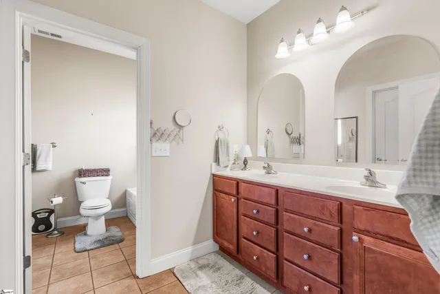 $395,400 | 387 Bright Farm Road, Duncan, SC 29334