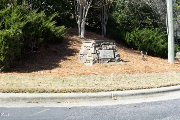 $271,500 | 914 Cinnamon Drive, Durham, NC 27713