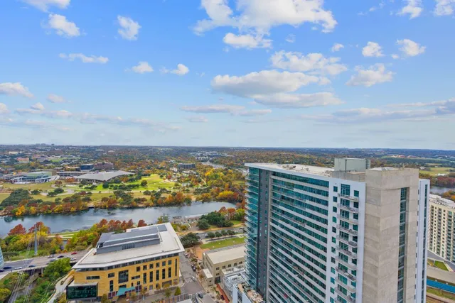 $4,500 | 301 West Avenue, Unit 5006, Austin, TX 78701