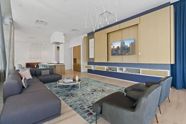 $4,500 | 301 West Avenue, Unit 5006, Austin, TX 78701