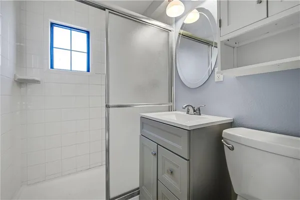 $210,000 | 1114 West 46th Street, Unit 2, Kansas City, MO 64111