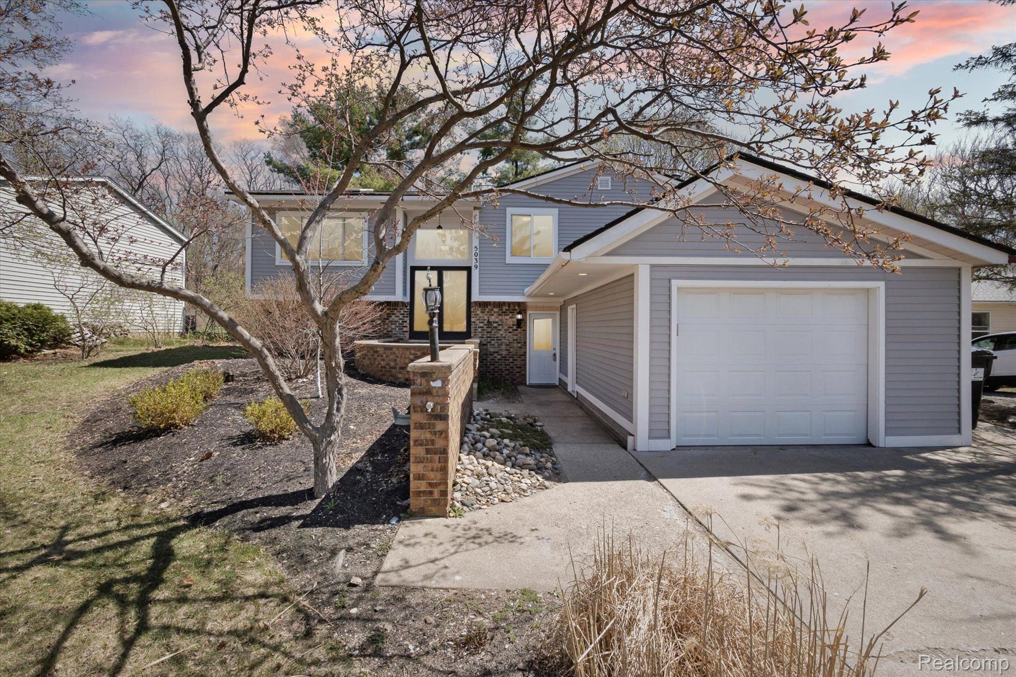 5039 Culver Road Brighton, MI 48114 - Photo 1 of 44 Gallery Image 1
