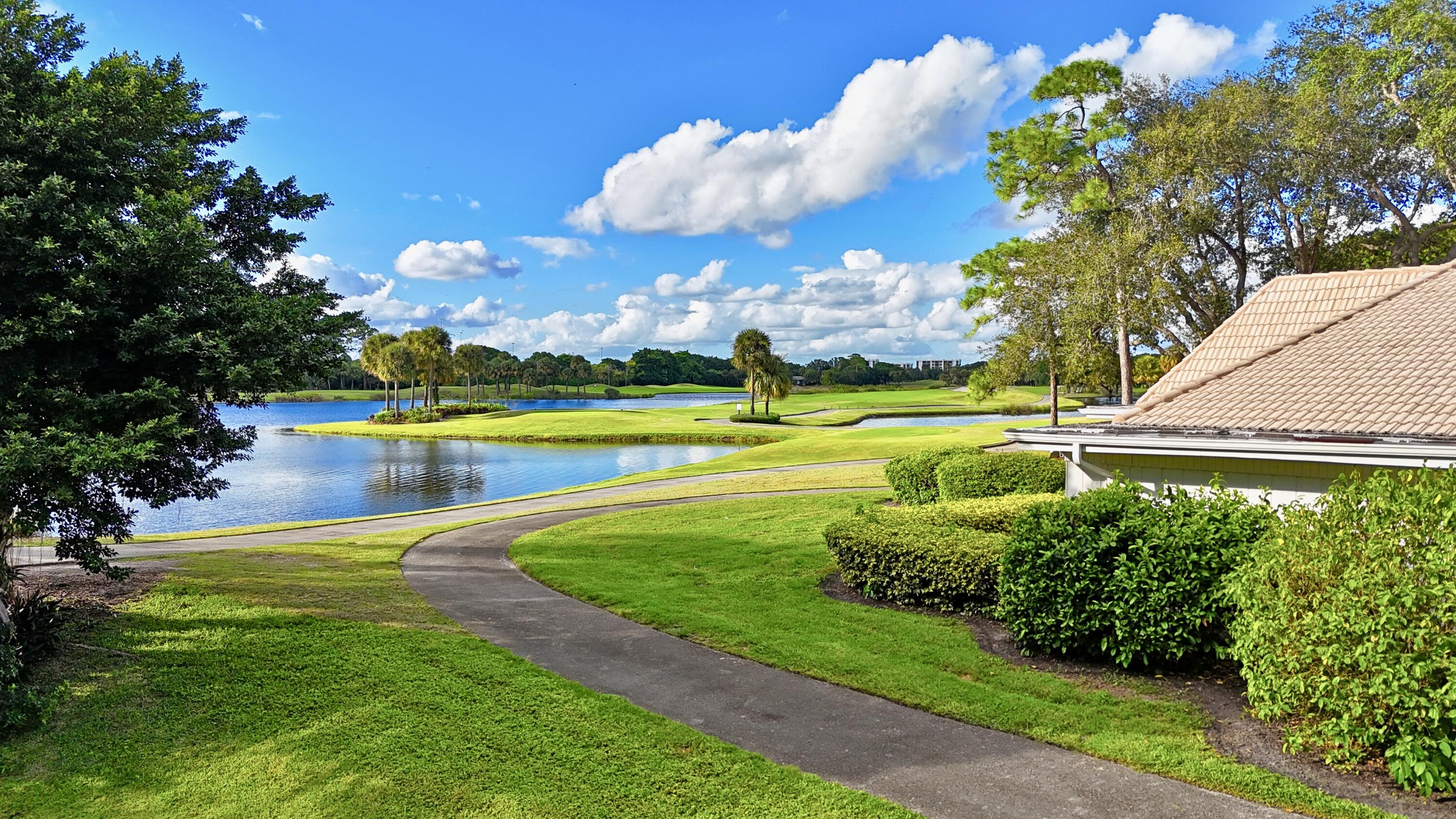 406 Bridgewood Court Boca Raton, FL 33434 - Photo 4 of 76 DR-11
