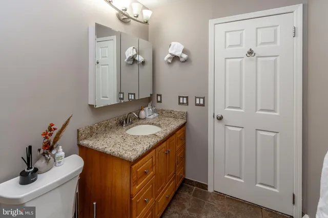 $5,500 | 230 Jacobs Creek Road, Titusville, NJ 08560