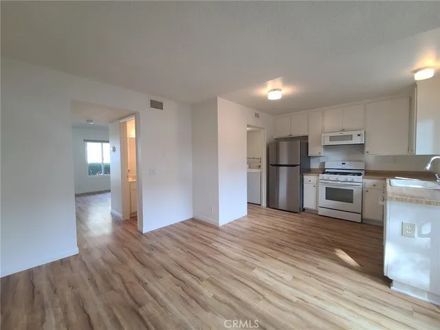 $3,100 | 535 Serento Circle, Thousand Oaks, CA 91360