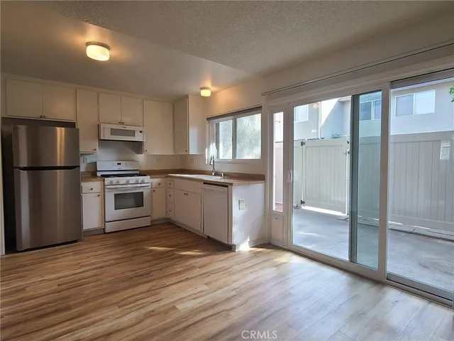 $3,100 | 535 Serento Circle, Thousand Oaks, CA 91360