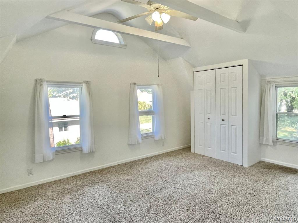 2807 Gravel Ridge Drive Rochester Hills, MI 48307 - Photo 19 of 45