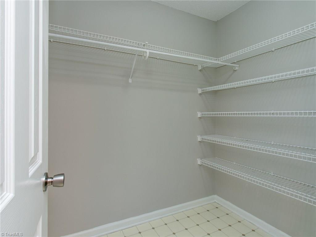 2601 Gordon Road High Point, NC 27265 - Photo 9 of 26 Gallery Image 9