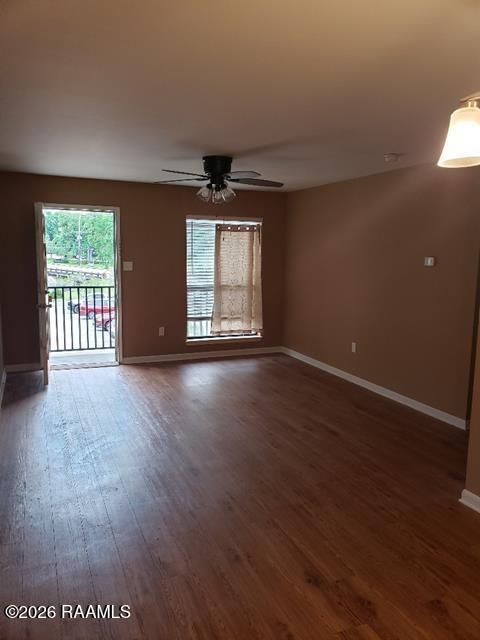 701 South College Road, Unit 216 Lafayette, LA 70503 - Photo 3 of 9 701 S College 216 10