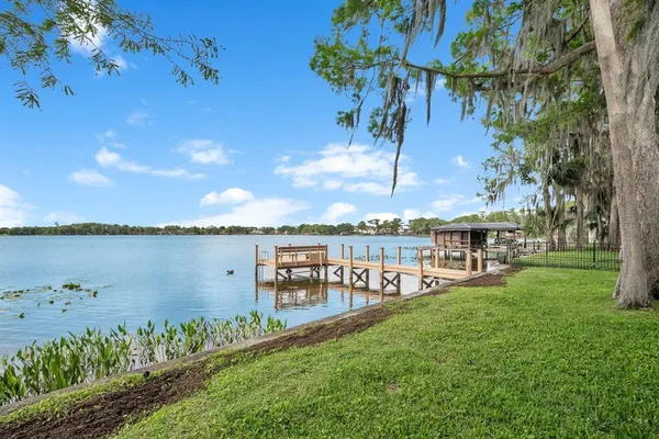$2,095,000 | 2820 Bear Island Pointe, Winter Park, FL 32792