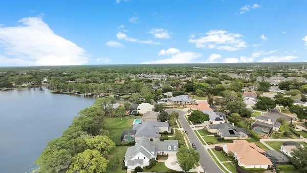 $2,095,000 | 2820 Bear Island Pointe, Winter Park, FL 32792
