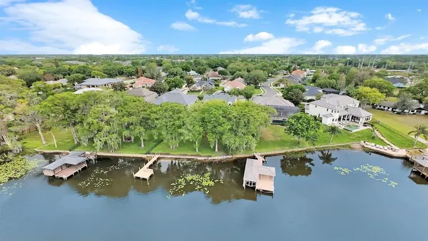 $2,095,000 | 2820 Bear Island Pointe, Winter Park, FL 32792