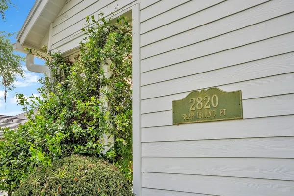 $2,095,000 | 2820 Bear Island Pointe, Winter Park, FL 32792